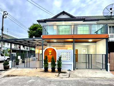 ทาวน์โฮม วิทยาลัยเทคโนโลยีทางการแพทย์และสาธารณสุขกาญจนาภิเษก : ขายทาวน์เฮ้าส์/ทาวน์โฮม  บ้านพฤกษา 10 บางกรวย - ไทรน้อย ไทรน้อย ไทรน้อย นนทบุรี CX-132198 ✅ ทักไลน์ @connexproperty ตอบทันที ทีมงานมืออาชีพ ✅