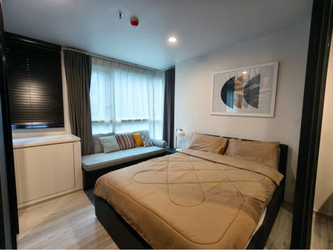 For Rent – ​​XT Huai Khwang ✨ Ready to Move In 📍 Location Only 70 m to MRT Huai Khwang Station