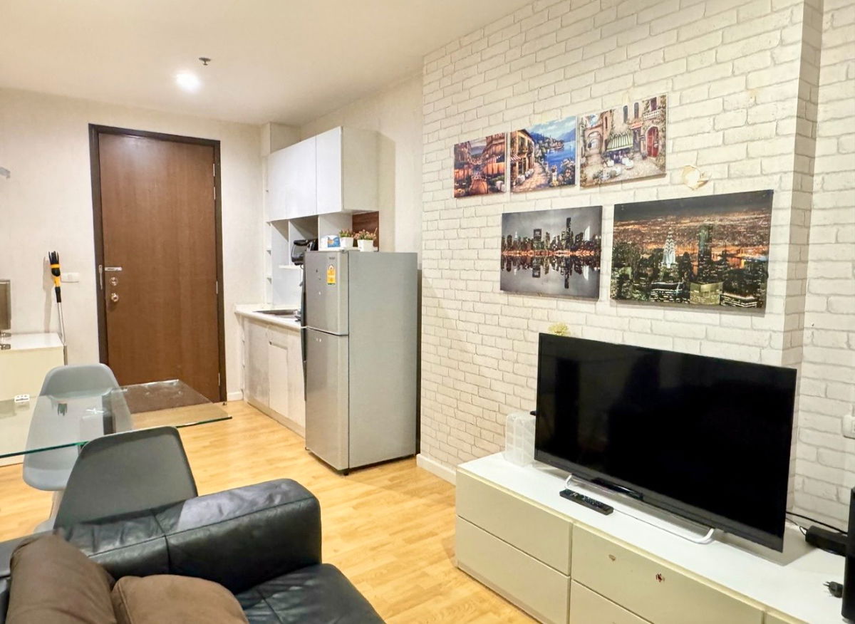 picture code : G106 The Parkland Ngamwongwan-Khaerai - 3/13