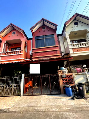 Townhouses for sale Bang Khen : Townhouse for sale, Lert Ubon Village, Watcharaphon, fully renovated, newly decorated, ready to move in ✅ Live chat with us ADD LINE @connexproperty ✅