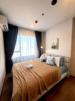 Condos for rent Makro Charan Sanit Wong : Condo for Rent at Chewathai PinKlao (A6902024)