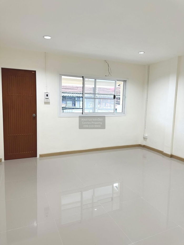 รูป ขายทาวน์เฮ้าส์/ทาวน์โฮม อิ่มอัมพร 10 รีโนเวทใหม่ คลองมะเดื่อ กระทุ่มแบน สมุทรสาคร CX-132560 ✅ ทักไลน์ @connexproperty ตอบทันที ทีมงานมืออาชีพ ✅ - รูปที่ 7/9