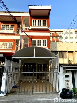 เช่าทาวน์โฮม กรุงเทพมหานคร : ทาวน์เฮ้าส์ให้เช่า 4 ห้องนอน ใน จันทรเกษม, กรุงเทพมหานคร 6035237