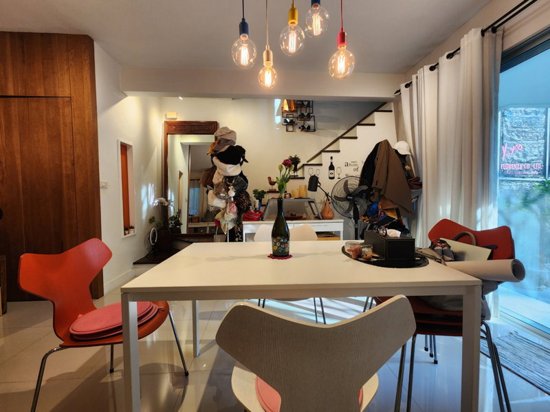 ขายทาวน์โฮม : ขาย ทาวน์โฮม 3 ชั้น แต่งสวยมาก  ทาวน์พลัส ประชาอุทิศ พร้อมอยู่ได้เลย  163 ตรม 3 นอน 3 น้ำ