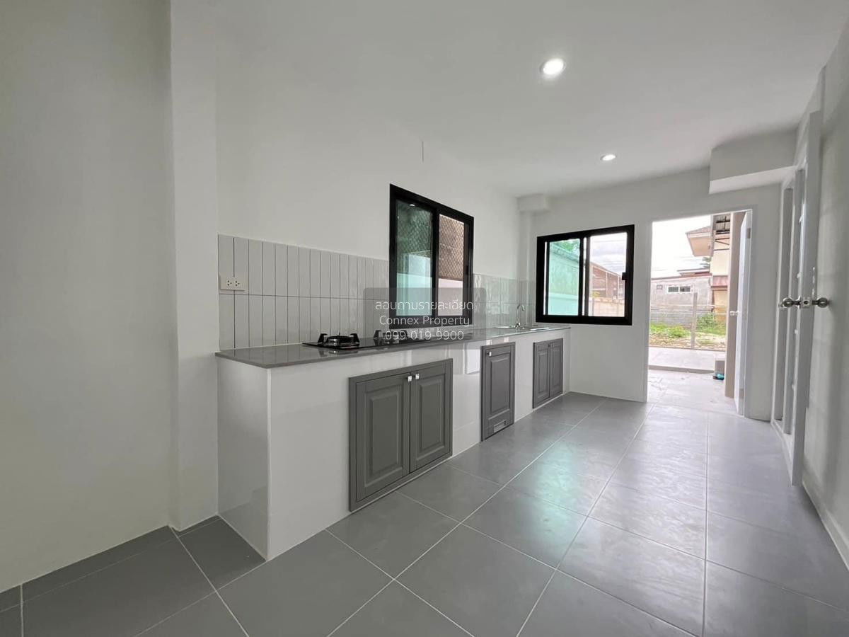 รูป ขายบ้าน สิรารมย์ บางบัวทอง ห้องมุม รีโนเวทใหม่ พิมลราช บางบัวทอง นนทบุรี CX-102842 ✅ ทักไลน์ @connexproperty ตอบทันที ทีมงานมืออาชีพ ✅ - รูปที่ 5/12