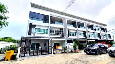 Townhouses for rent Yamjard Vichanusorn School : For Rent Townhouse/Townhome  , The Ricco Town Watcharapol , Tha Raeng , Bang Khen , Bangkok , CX-126934 ✅ Live chat with us ADD LINE @connexproperty ✅