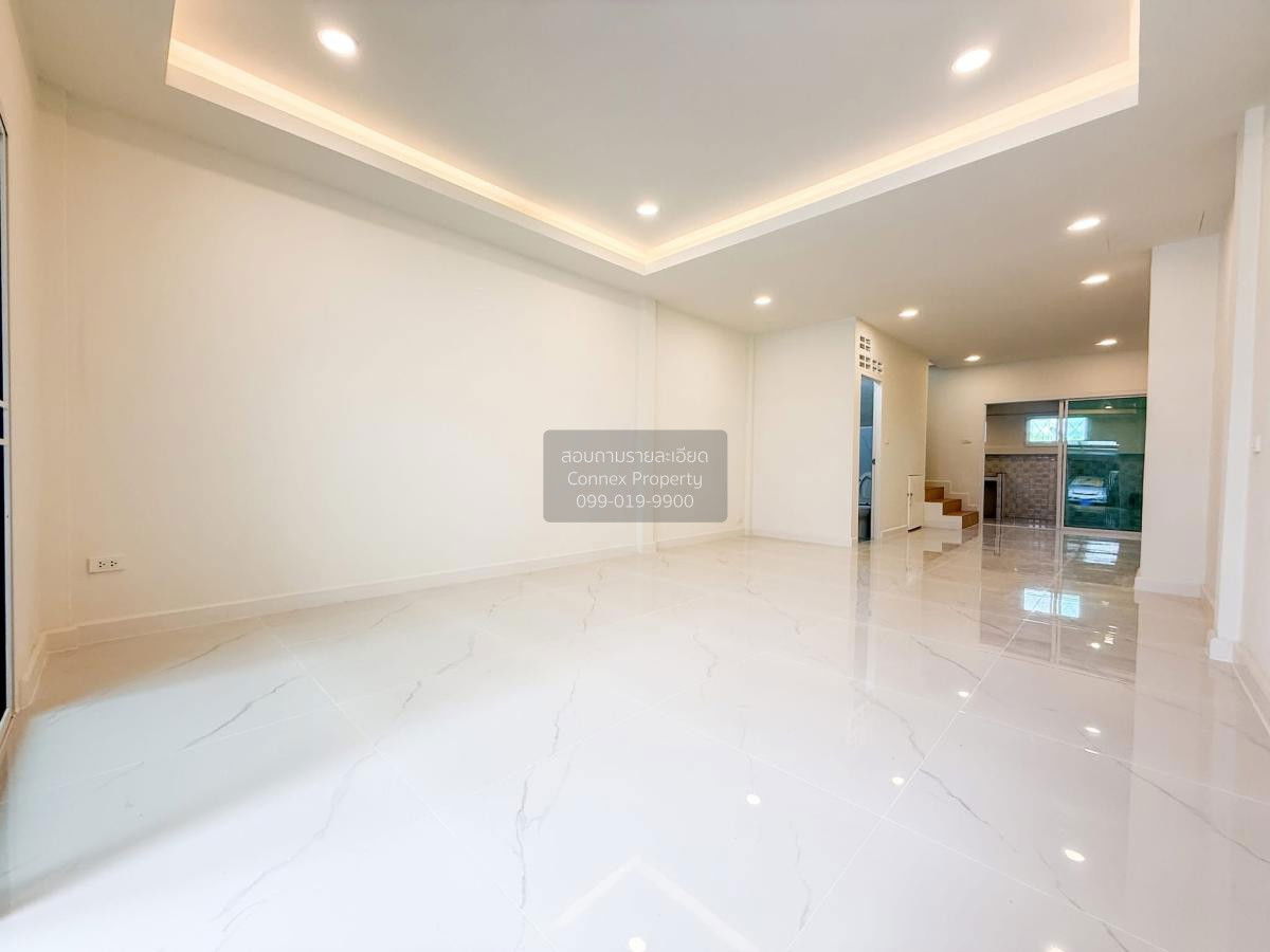 รูป ขายทาวน์เฮ้าส์/ทาวน์โฮม  ช. รุ่งเรือง 6 รีโนเวทใหม่ บางรักพัฒนา บางบัวทอง นนทบุรี CX-131880 ✅ ทักไลน์ @connexproperty ตอบทันที ทีมงานมืออาชีพ ✅ - รูปที่ 3/12