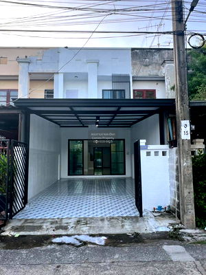 Townhouses for sale Krungthai Western Hospital : For Sale Townhouse/Townhome  , Baan Busakorn-Rattiya , newly renovated , MRT-Khong Bang Phai , Bang Bua Thong , Bang Bua Thong , Nonthaburi , CX-136949 ✅ Live chat with us ADD LINE @connexproperty ✅
