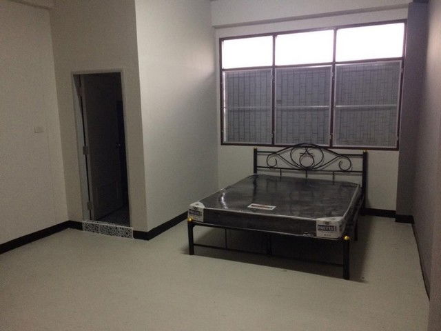 รูป BD1432 อาคารพาณิชย์ให้เช่า ย่านจรัญสนิทวงศ์ กรุงเทพมหานคร - รูปที่ 7/8