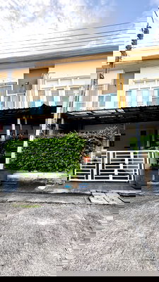 ทาวน์โฮม ม.เทคโนโลยีราชมงคลพระนคร พระนครเหนือ : ทาวน์โฮม โครงการ โกลเด้นทาวน์ 1 (งามวงศ์วาน-ประชาชื่น) ซอยสุดท้าย ไม่มีบ้านตรงข้าม