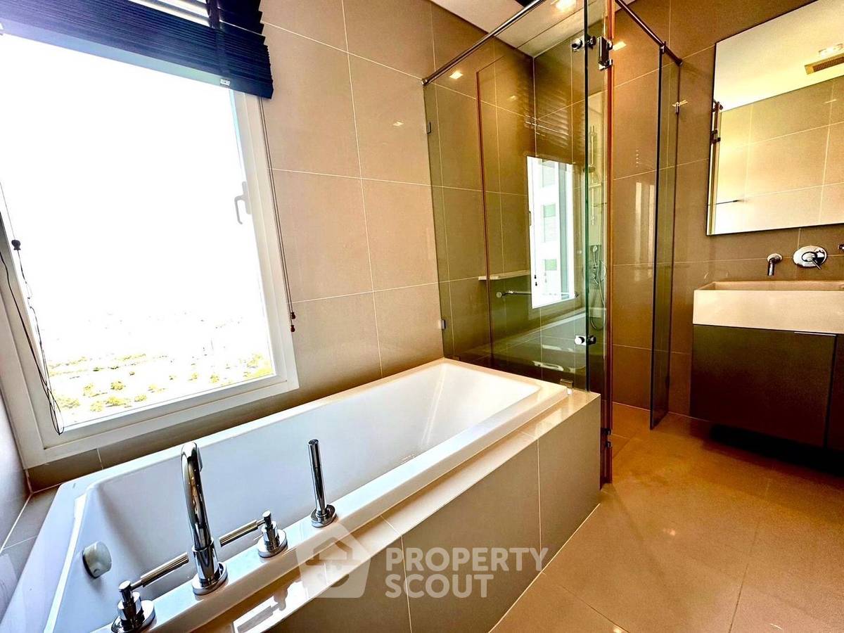 รูป คอนโด 2 ห้องนอน 115 ตร.ม. Reflection Jomtien Beach Pattaya ชั้น 28 (ID 2114866) - รูปที่ 9/13