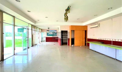 Houses for sale วิทยาลัยการจัดการเพชรเกษม : For Sale House , The Water House Kanchanaphisek - Rama 2 , Bang Khae , Bang Khae , Bangkok , CX-83806 ✅ Live chat with us ADD LINE @connexproperty ✅