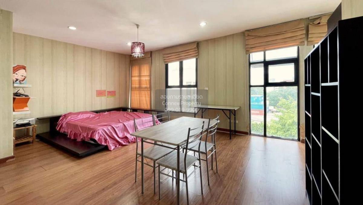 รูป ขายบ้าน  บ้านกลางกรุง ออฟฟิศ พาร์ค บางนา MRT-ศรีเอี่ยม (สายสีเหลือง) บางนา เขต บางนา กรุงเทพ CX-108128 ✅ ทักไลน์ @connexproperty ตอบทันที ทีมงานมืออาชีพ ✅ - รูปที่ 4/12