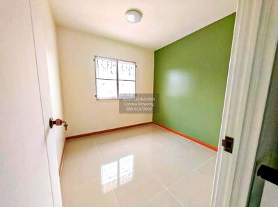 Townhouses for sale : For Sale Townhouse/Townhome  , The Connect 10 Bearing Station , newly renovated , Samrong Nuea , Mueang Samut Prakan , Samut Prakarn , CX-106221 ✅ Live chat with us ADD LINE @connexproperty ✅