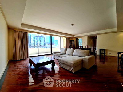 คอนโด สยามเซ็นเตอร์ : คอนโด 2-ห้องนอน ที่ สมคิด การ์เด้น คอนโดมิเนียม ใกล้ BTS ชิดลม (ID 932774)