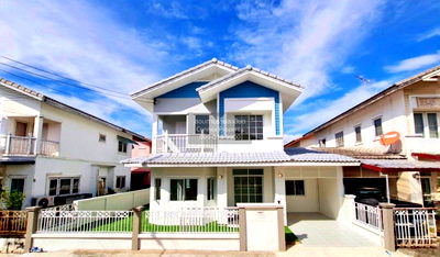Houses for sale : For Sale Townhouse/Townhome  , Baan Fah Piyarom Pruekwana , Bueng Kham Phoi , Lam Luk Ka , Pathum Thani , CX-113611 ✅ Live chat with us ADD LINE @connexproperty ✅
