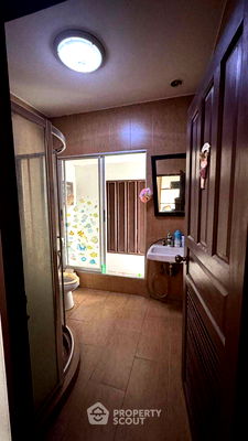 บ้านเดี่ยว กรุงเทพมหานคร : บ้าน 3-ห้องนอน ใน แสนแสบ (ID 2636943)