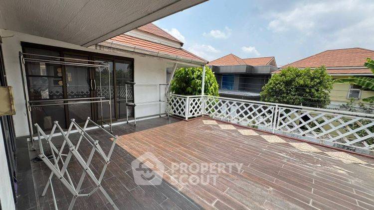 picture 3-BR House in Saen Saep (ID 2636943) - 9/11