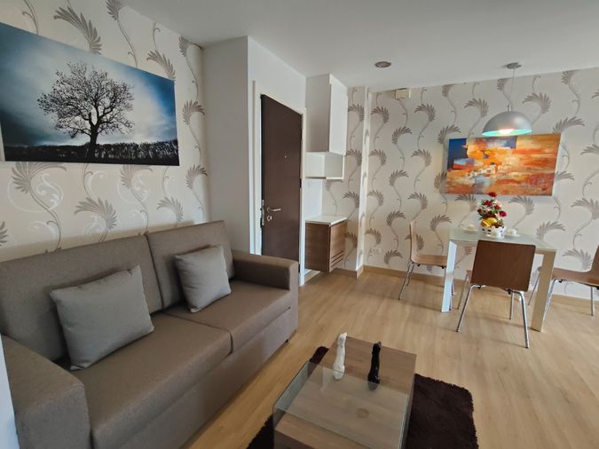 ขาย G9 Condo ขอนแก่น #ใกล้ห้างแฟรี่พลาซ่า #ติดถนนหน้าเมือง #ห้องใหม่มือ1  📍ขนาดเริ่มต้น 45 ตรม. แบบ1ห้องนอน ชั้น 5  ขาย ตรม.ละ 50,000 บาท 