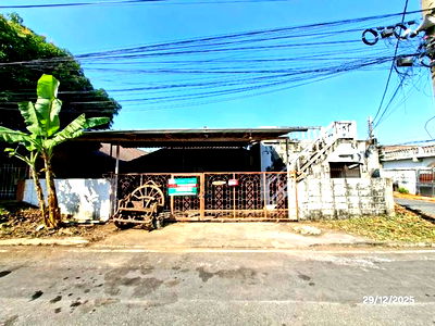 ทาวน์โฮม โรงเรียนนานาชาติเด่นหล้า : ทาวน์เฮ้าส์ สำหรับขาย กฤษดานคร โครงการ 10 บางรักพัฒนา บางบัวทอง นนทบุรี