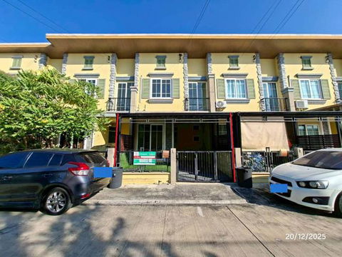 TOWN HOUSE for sale Khlong Sam Khlong Luang Pathumthani