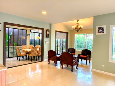 Houses for rent Bang Kapi : CR013   House for Rent: Corner house in Mandana Rama 9-Srinakarin Village (Located in Soi Bangkok Kreetha 7) Quiet and private atmosphere, 