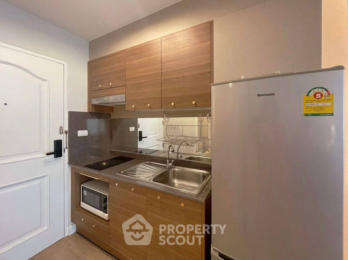 รูป คอนโด 1-ห้องนอน ที่ สุรวงศ์ ซิตี้ รีสอร์ท คอนโดมิเนียม ใกล้ MRT สามย่าน (ID 2637258) - รูปที่ 17/23