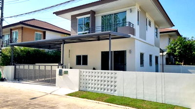 Houses for sale Ruamrudee International School Early Years Campus : FOR SALE  HOUSE PROPERTY  4490000 BAHT.