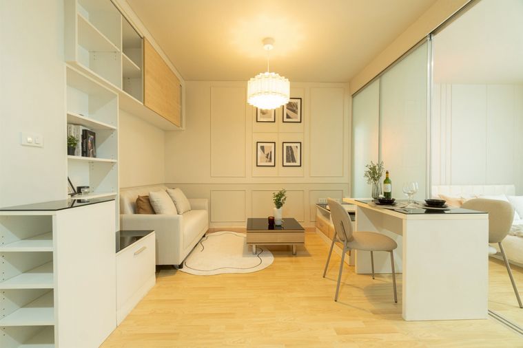 Call : 089-535-3504 Condo The Iris Rama 9-Srinakarin 41 ตารางเมตร 1 ห้องนอน ชั้น1 ตึกF มีสวนส่วนตัว ตกแต่งครบตามรูป ใกล้ Airport Link หัวหมาก