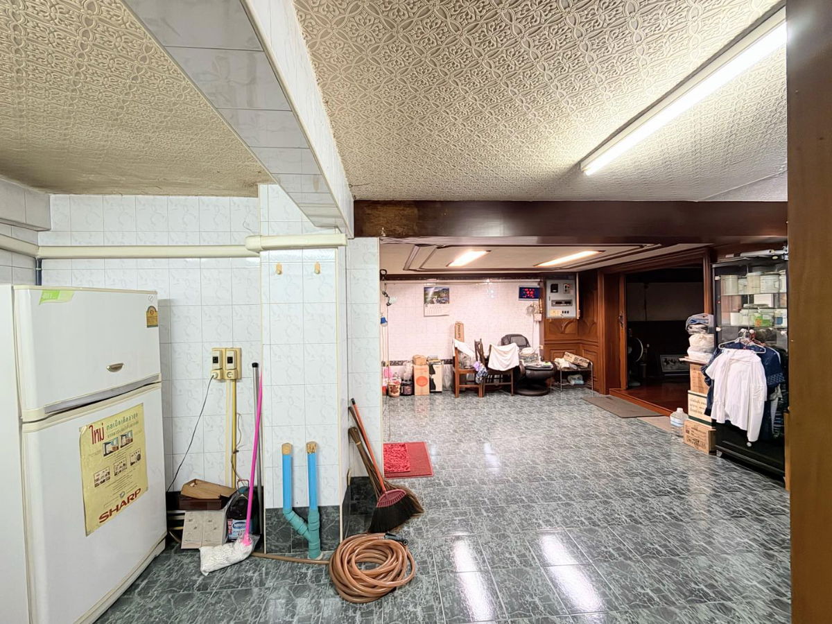 รูป 💥ด่วน ราคาดีมาก💥ขายอาคารพาณิชย์ 3.5 ชั้น + ดาดฟ้า ซอยเจริญนคร 30/2 | รวม 2 คูหา - รูปที่ 8/20