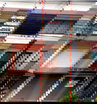 Shophouses for sale Kanchanadit Surat Thani : FOR SALE  COMMERCIAL BUILDING PROPERTY  2420000 BAHT.