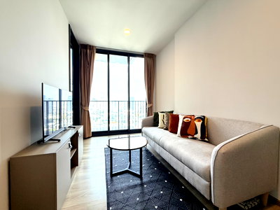 Condos for rent Thai Television Channel 3 : Condo for rent in Oka Haus (BTS Thonglor) (SA-01)