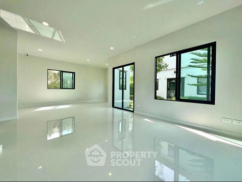 บ้าน 3-ห้องนอน ที่ บริทาเนีย โฮม บางนา กม.17 ใน บางโฉลง (ID 2627705)