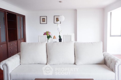2-BR Condo at Omni Tower near BTS Nana (ID 825658)