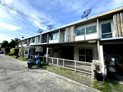 เช่าทาวน์โฮม กรุงเทพมหานคร : 1   P50  ให้เช่าทาวน์เฮ้าส์ 2 ชั้น โครงการ เดอะ แพลนท์ ซิตี้ ลาดพร้าว71 ซอยนาคนิวาส48 