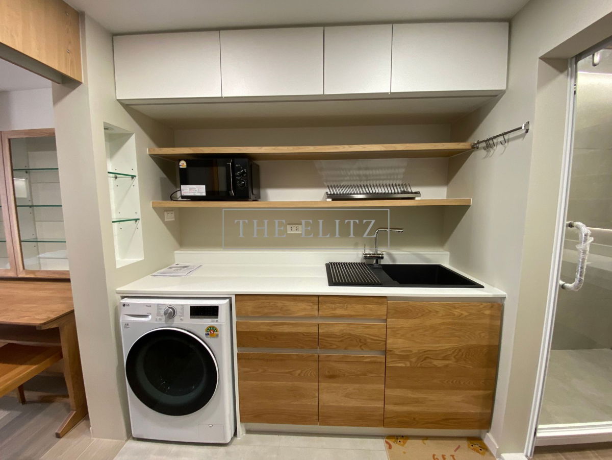 รูป ✨ ห้องมุม...ส่วนตัวที่สุด Pipat Place ห้องริมหน้าต่างกว้าง รับแสงธรรมชาติ โปร่งโล่งอยู่สบาย 💯 - รูปที่ 9/17