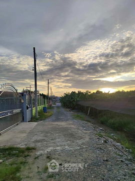 ที่ดินสำหรับปล่อยขาย 800 ตารางเมตร แถว ใน ศาลาธรรมสพน์ (ID 2603513)