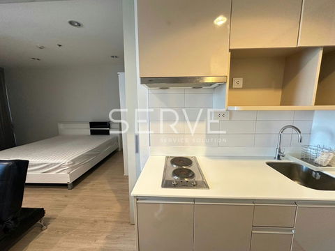  18K/Mo 1 Bed Large Room   City view Fully furnished Good Location Close to BTS Ratchathewi 300 m.  @  Ideo Q Ratchathewi 