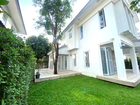 บ้านเดี่ยว 2 ชั้น  แต่งหรู สวยมาก หมู่บ้าน มัณฑนา รามอินทรา - วงแหวน พื้นที่ 64 ตรว. บิ้วท์อินจัดเต็ม 