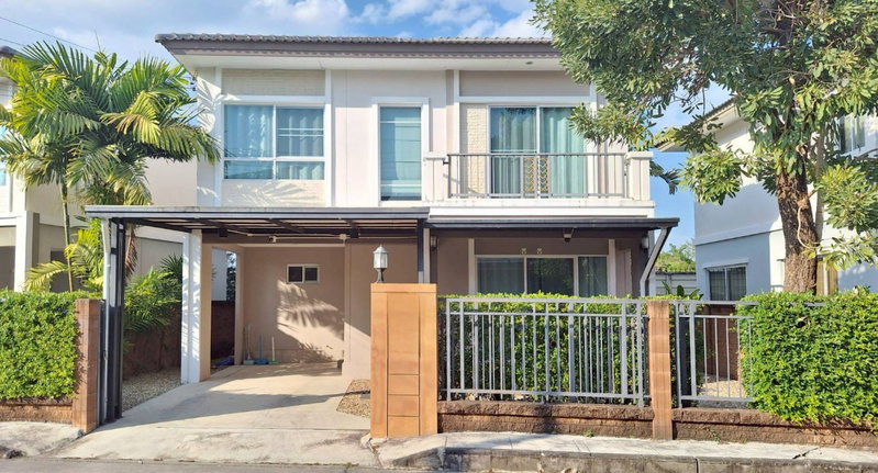 บ้านเดี่ยวให้เช่า : House for rent in Passorn Pride Mahidol - Charoenmuang, Sankamphaeng, Chiang Mai. 🏷️Rent: 22,000 THB/month, 3 bedrooms, 2 bathrooms, fully furnished.