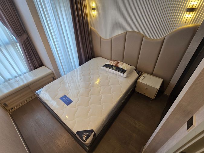 Park Origin Chula Samyan【𝐒𝐄𝐋𝐋】🔥Premium, coordinated look with impeccable details; instantly enhances your image!🔥  Contact Line ID: @hacondo