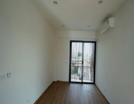 รูป ให้เช่าอาคาร / Home Office 4 ชั้น ตกแต่งใหม่ ซอยรัชดาภิเษก 32 หรือ ซอยลาดพร้าว 23 / แอร์ 5 เครื่อง จอดรถได้ 4-6 คัน เหมาะเป็น Home Office - รูปที่ 7/13