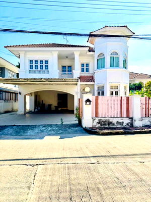 Houses for rent Lumlukka Road : For rent: 2-story detached house in Passorn 2 Village, Khlong 3, Khlong Luang, Pathum Thani.