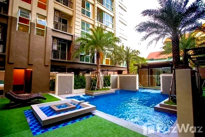Condos for sale : 1 Bedroom Condo for sale at The Light Newyork  168936