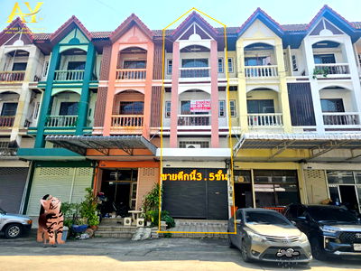 ทาวน์โฮม เขตสะพานสูง : ขายอาคารพาณิชย์ 3.5ชั้น ซอยมิสทีน รามคำแหง  หมู่บ้าน ศิรินเทพ9 ราษฎร์พัฒนา, สะพานสูง กรุงเทพมหานคร