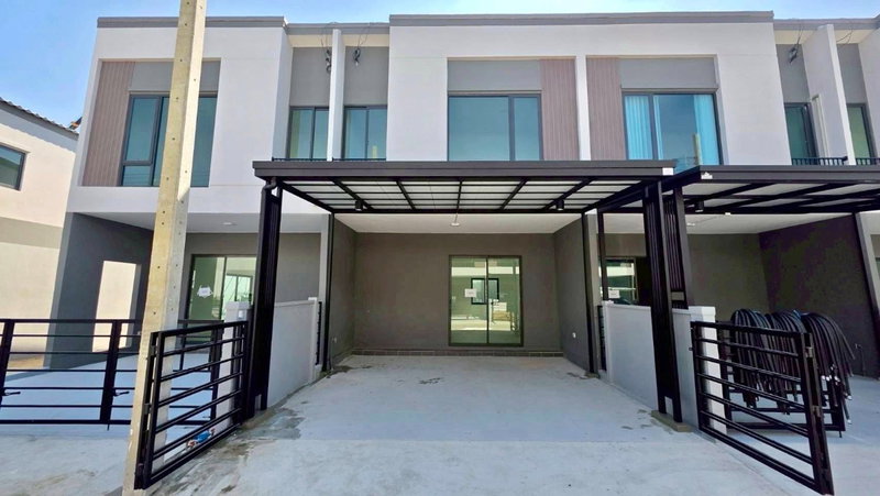 ทาวน์โฮมให้เช่า : 🏠 ให้เช่าบ้าน : Pleno Sukhumvit - Bangna 3 (Pleno Sukhumvit - Bangna 3)   รหัสทรัพย์ | 📌 LNP-H810