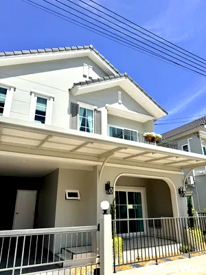 Houses for rent : 3-Bedroom Semi-Detached House for Rent 6035280