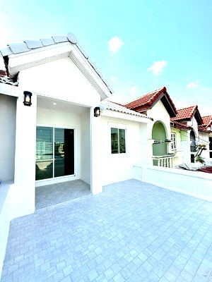 ทาวน์โฮม เขตวังทองหลาง : ขายบ้านรีโนเวท  🚩 ลาดพร้าว 101 _ ทาวน์เฮาส์ 2 ชั้น เนื้อที่ 20 ตร.ว. 🛌 2 ห้องนอน 2 ห้องน้ำ 1 ห้องครัว 🎉 รีโนเวทใหม่ทัั้งหลัง ราคาเพียง 2.99 ล้านบาท 