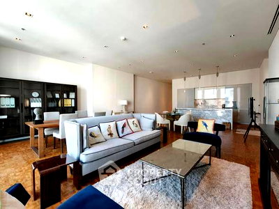 คอนโดให้เช่า : คอนโด 3-ห้องนอน ที่ เดอะ ริทซ์-คาร์ลตัน เรสซิเดนเซส, แบง ค๊อก ใกล้ BTS ช่องนนทรี (ID 2632917)