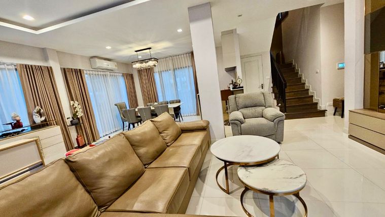 3-bed house for sale, 250 sqm, 53.9 sq wah, BANGKOK BOULEVARD RAMA 9